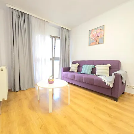 Apartmán Sunrise - Lake&park View- Underground Parking